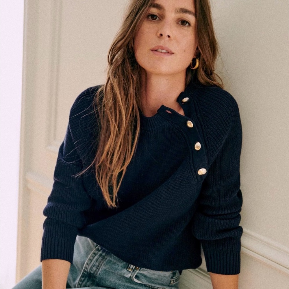 Sézane Gary jumper in navy blue